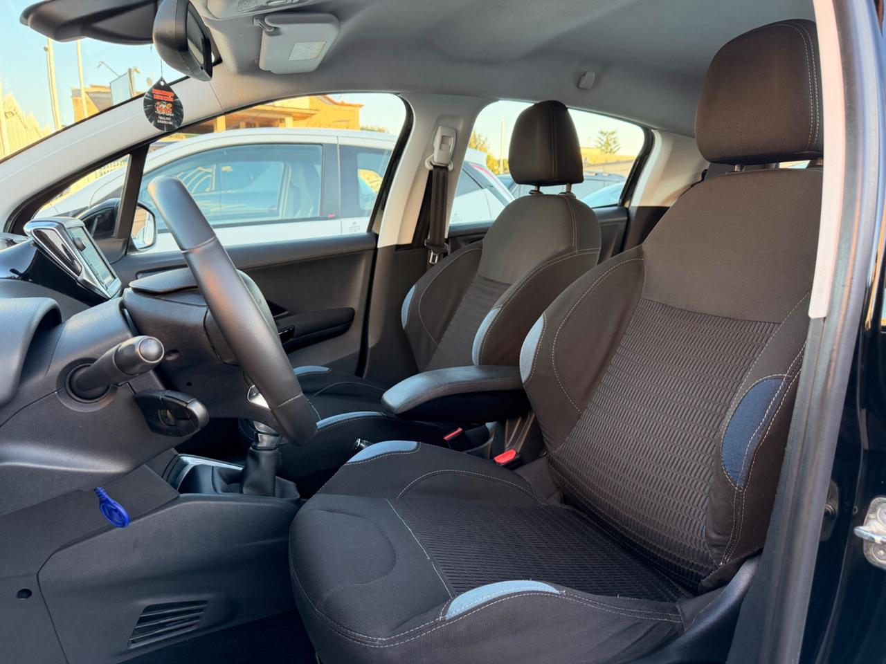 Peugeot 208 1.4 HDi 68CV Allure NAVI