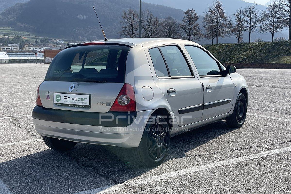 RENAULT Clio 1.2 cat 5 porte Confort Authentique