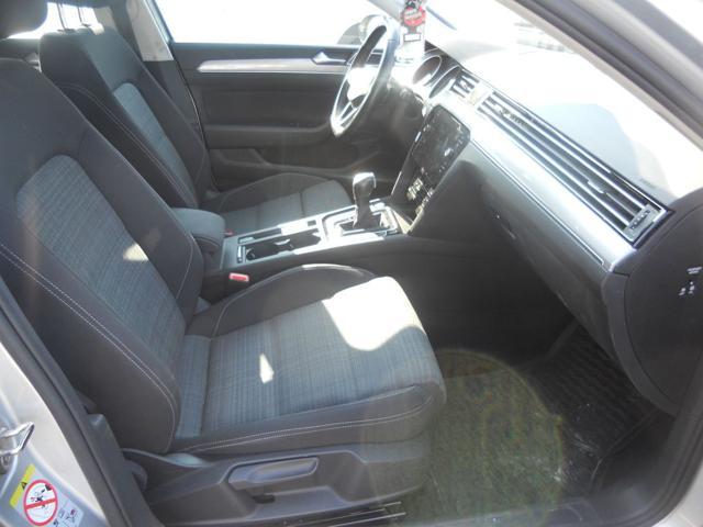 VOLKSWAGEN Passat Variant 2.0 TDI SCR 122 CV EVO DSG Business