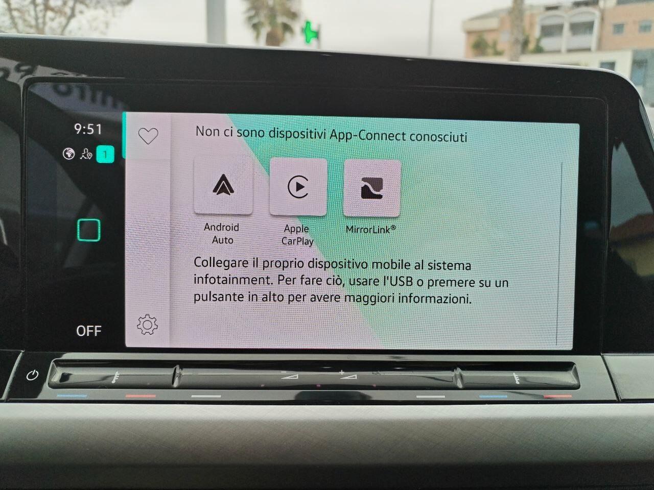 Volkswagen Golf 1.0 eTSI EVO DSG Life