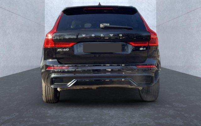 VOLVO XC60 B4 Geartronic R-design
