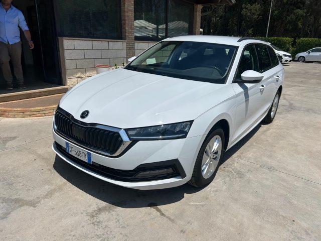SKODA Octavia 2.0 TDI EVO SCR DSG Wagon Ambition
