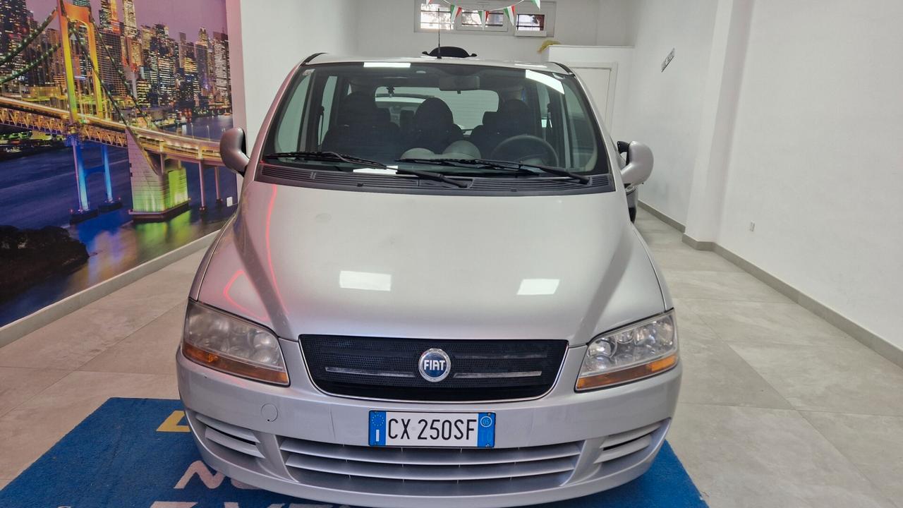 Fiat Multipla 1.6 16V Natural Power Family