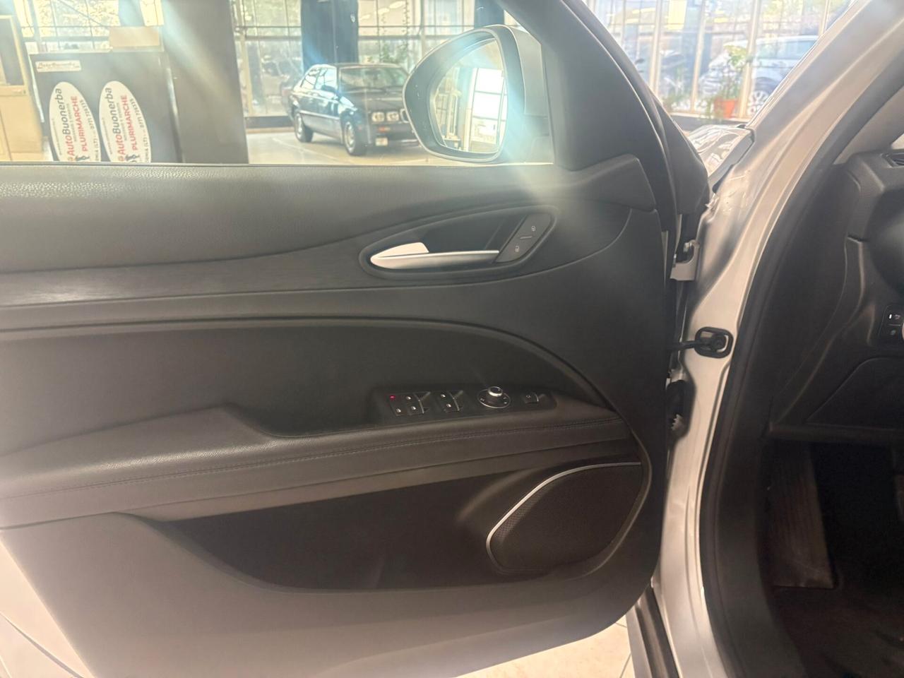 Alfa Romeo Stelvio 2.2 Turbodiesel 190 CV AT8 Q4 Super