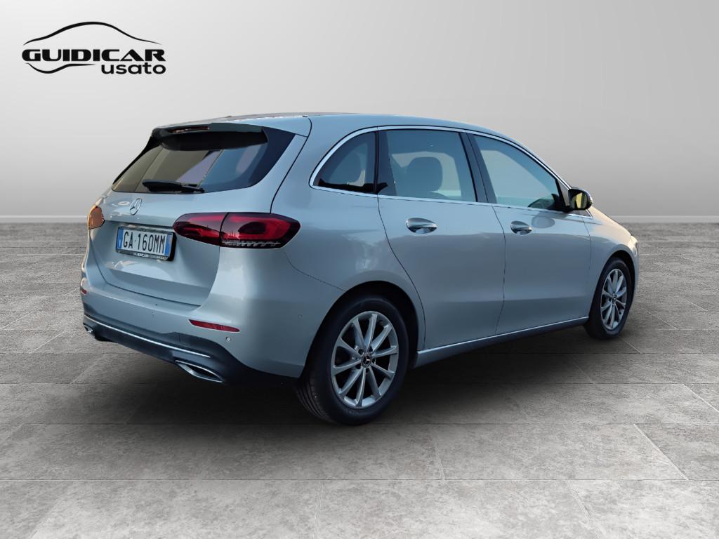 Mercedes-Benz Classe B - W247 2018 - B 180 d Sport Plus auto