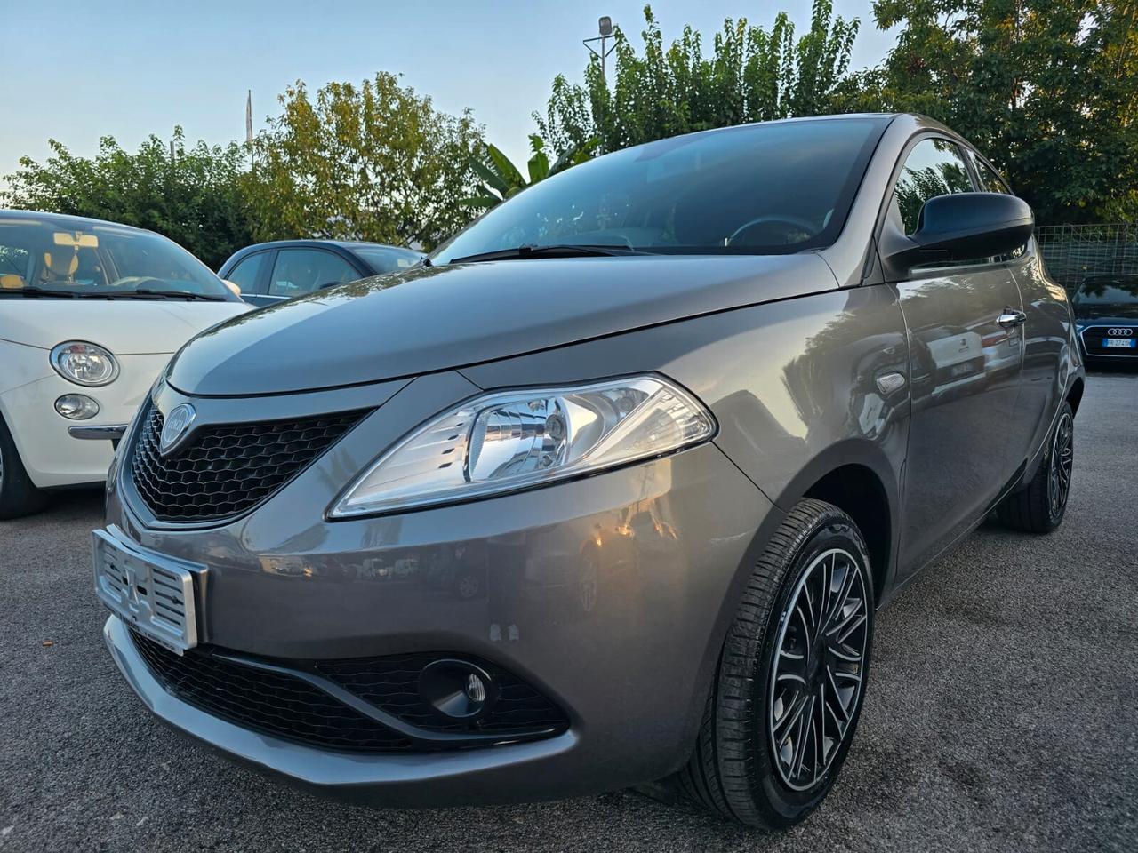 LANCIA NEW Y 1.0 HYBRID GOLD 70CV ITALIANA GARANZIA