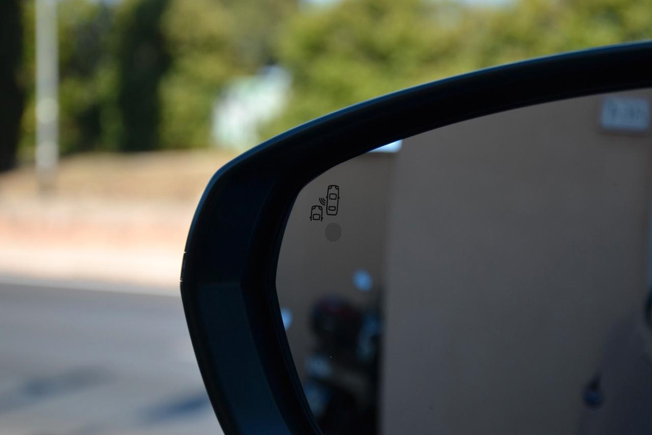 Peugeot 3008 2.0 180CV EAT8 GT ALL-GRIP **PREZZO REALE**TETTO**