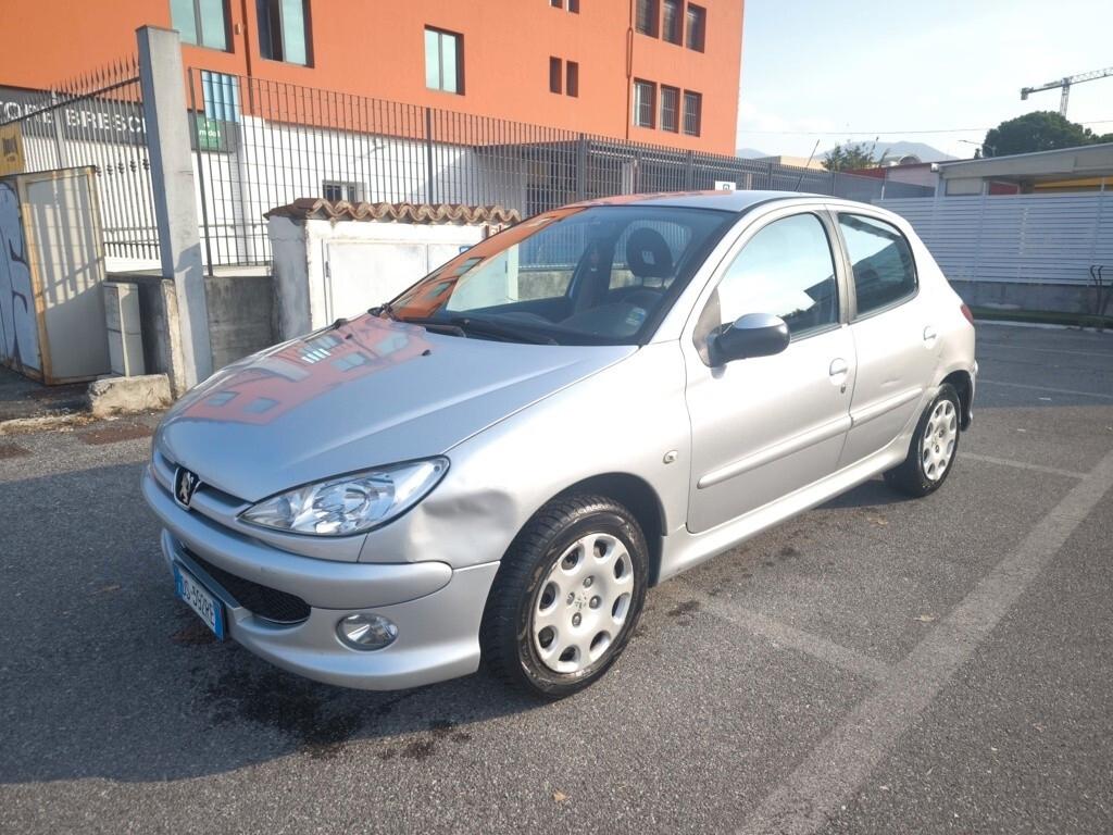PEUGEOT 206+- BENZINA- OK NEOPATENTATI