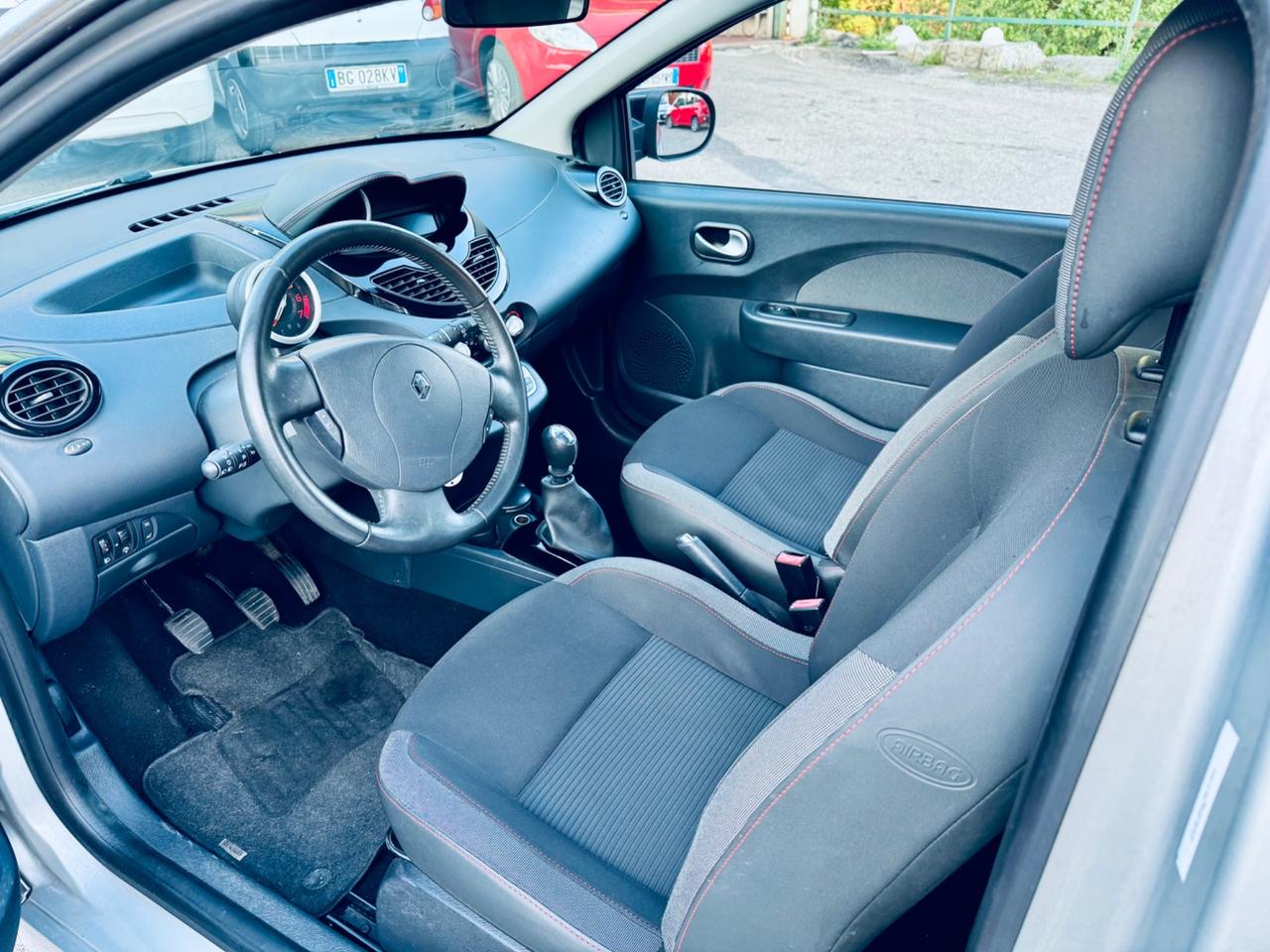 Renault Twingo 1.2 16V Etoile ok Neopatentati