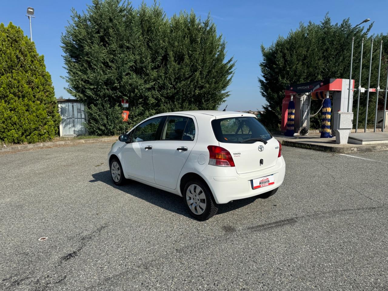Toyota Yaris 1.0 5 porte