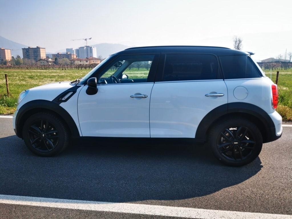 MINI COUNTRYMAN COOPER SD -143 CV
