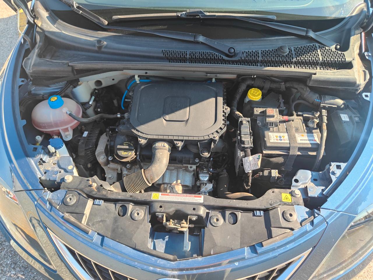 Lancia Ypsilon 1.0 FireFly 5 porte S&S Hybrid Silver