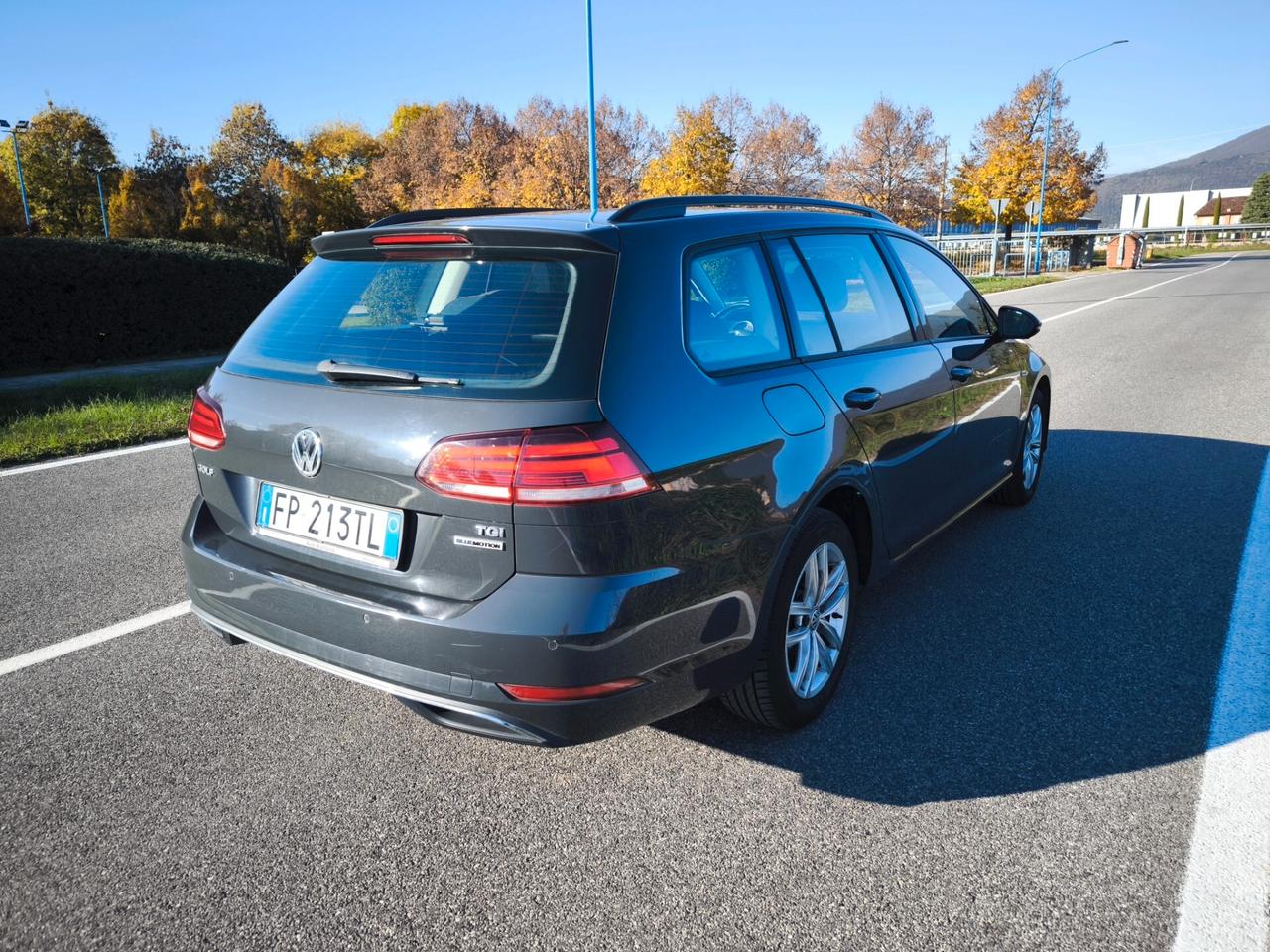 VOLKSWAGEN GOLF VARIANT -2018- DSG- OK NEOPATENTATI