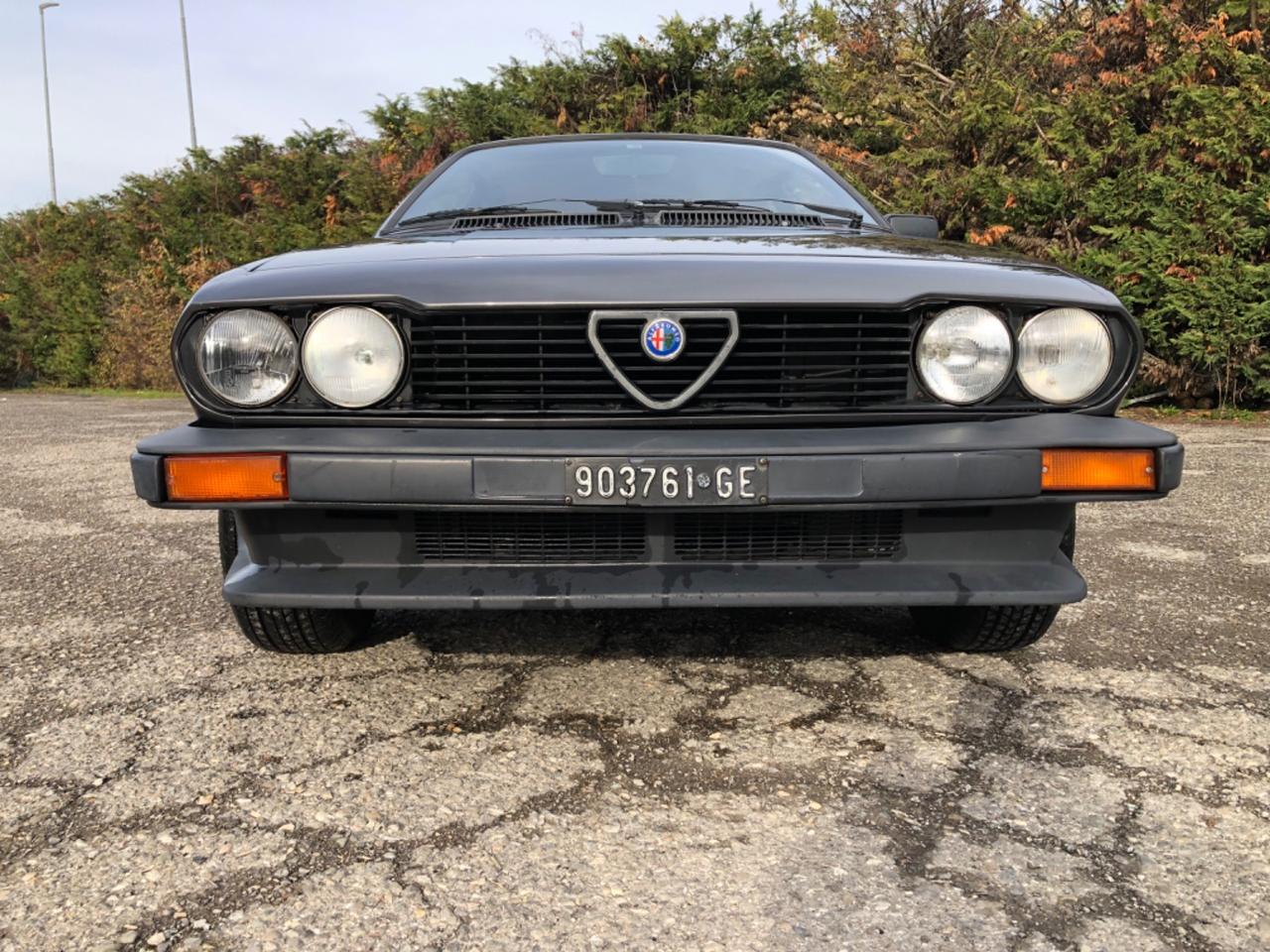 Alfa Romeo Alfetta GTV 2.0