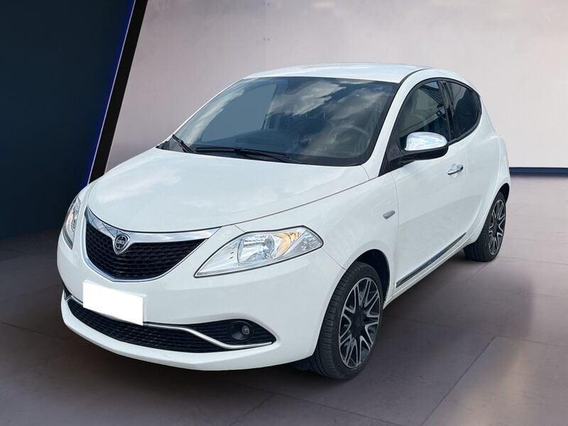 Lancia Ypsilon III 2015 1.2 Platinum s&s 69cv my19