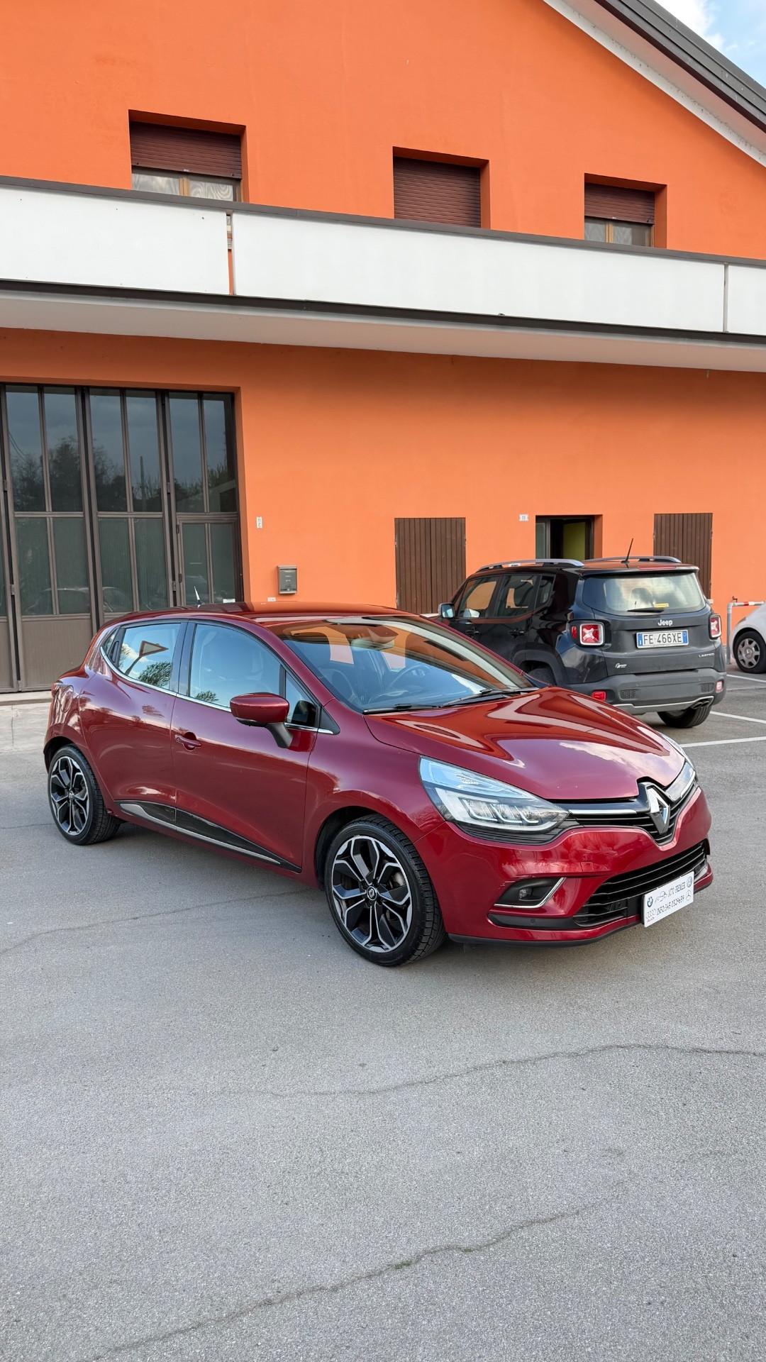 Renault Clio TCe 12V 90CV Start&Stop 5 porte Energy Intens