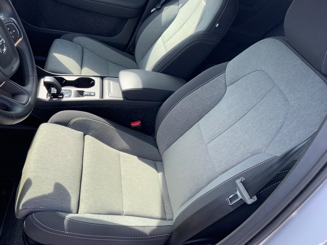 Volvo XC40 B3 automatico Core