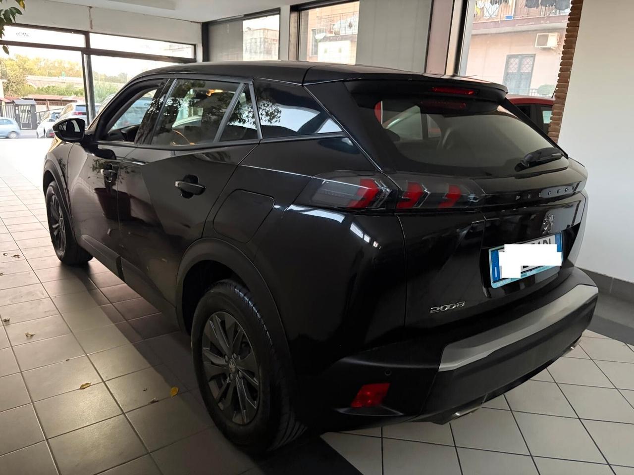 Peugeot 2008 PureTech 155 S&S EAT8 GT