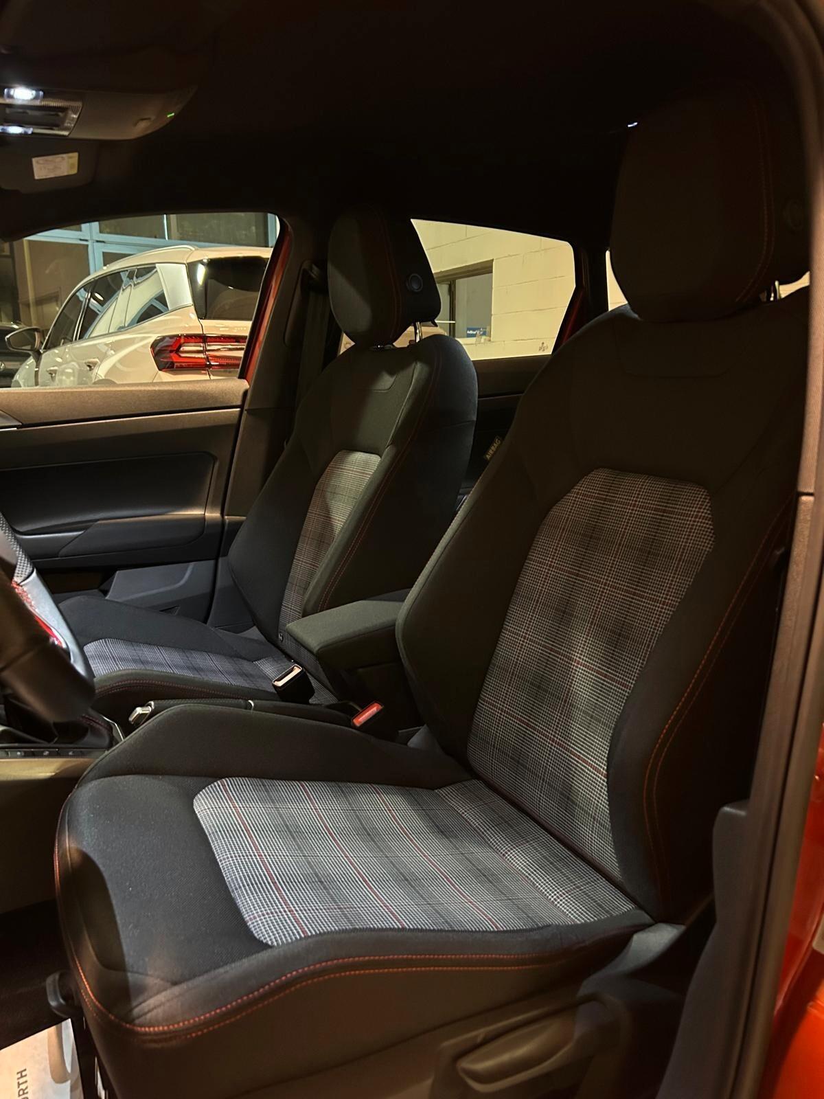 Volkswagen Polo 2.0 TSI DSG GTI