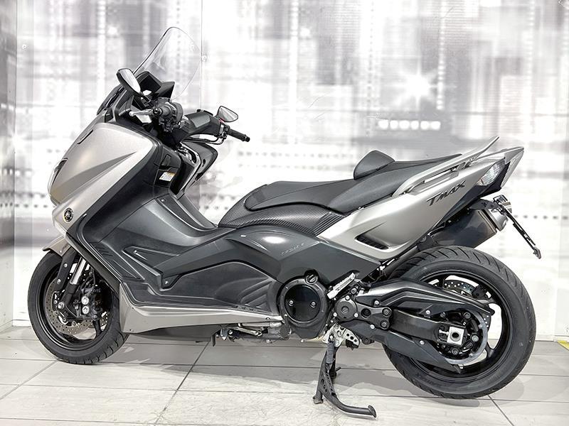 Yamaha TMax 530 Iron ABS