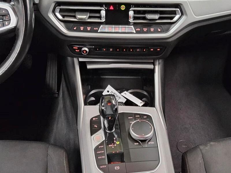 BMW Serie3(G20/21/80/81 318d Touring Business A...