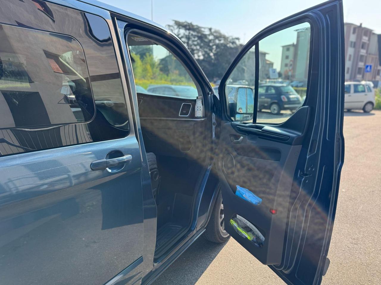Ford Tourneo Custom Titanium 2.0 EcoBlue