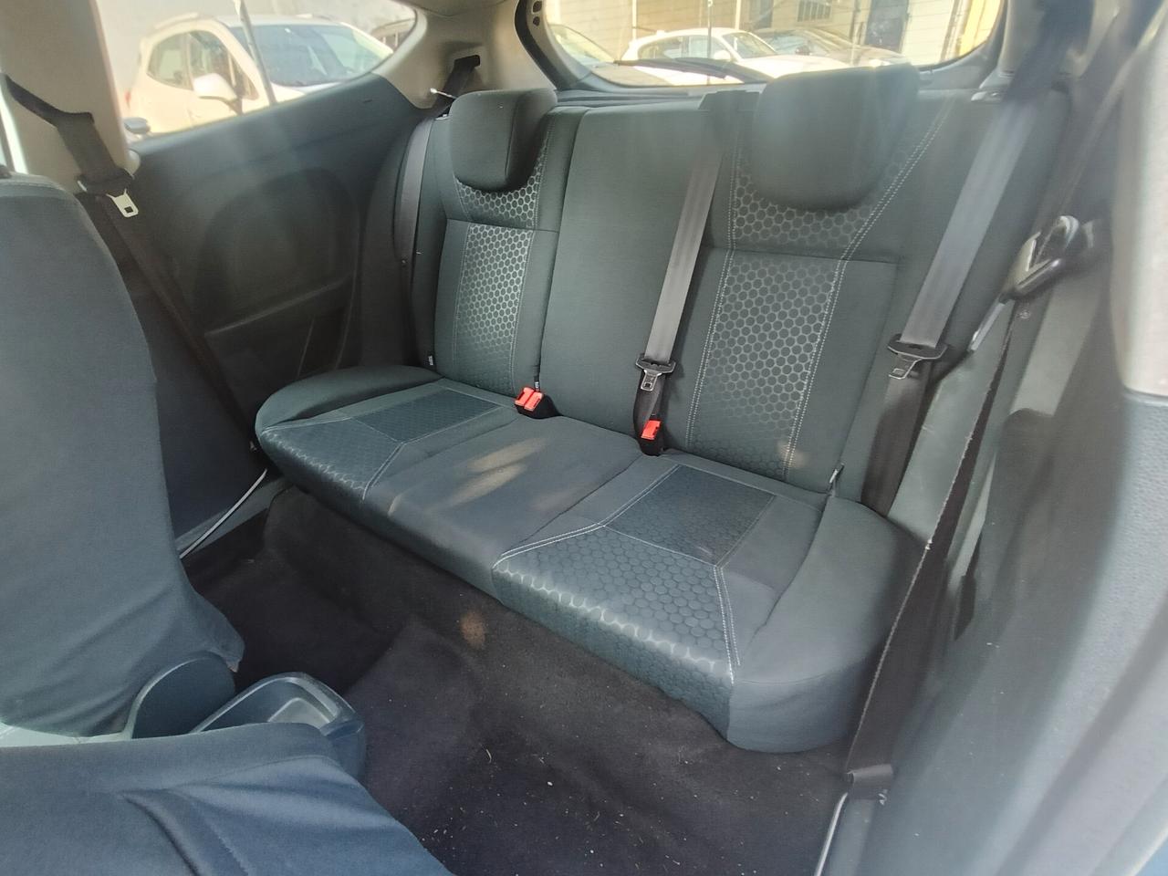 Ford Fiesta 1.4. 3 porte Titanium