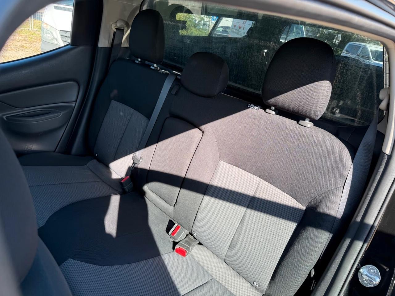 Mitsubishi L200 Double Cab climatizzatore cruise control hardtop