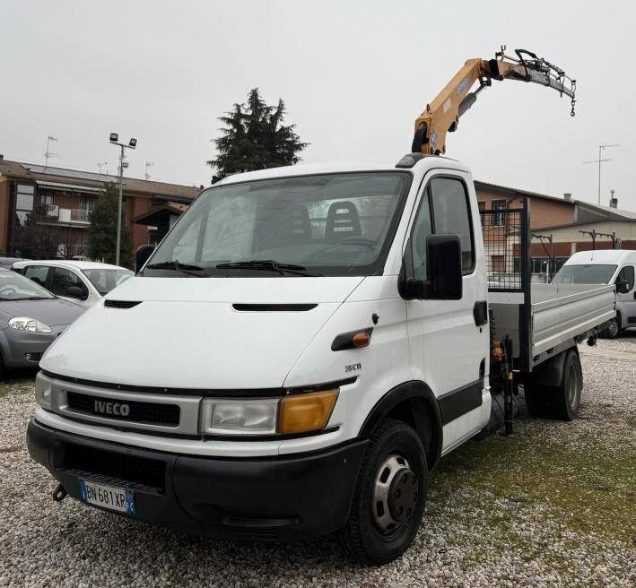 Iveco Daily 35C11A Cassonato con Gru