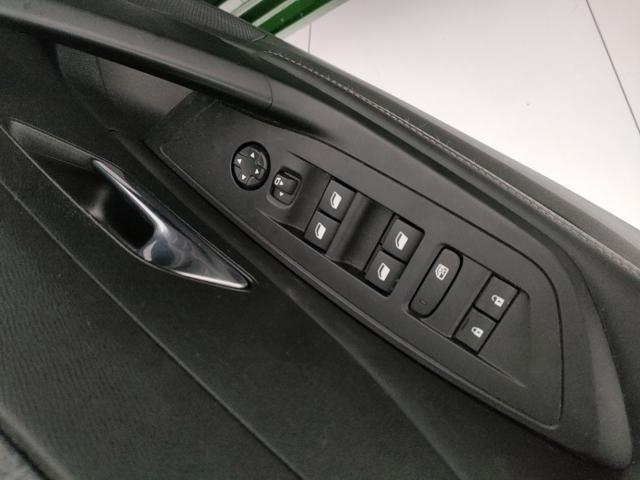 PEUGEOT 308 BlueHDi 130 S&S EAT8 Allure Pack