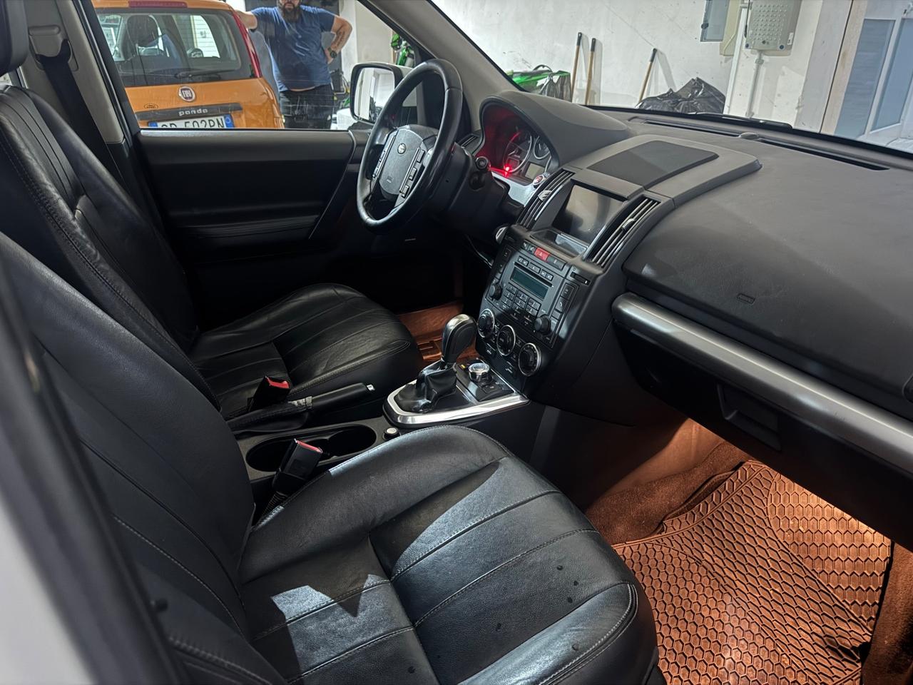 Land Rover Freelander 2.2 SD4 S.W. SE