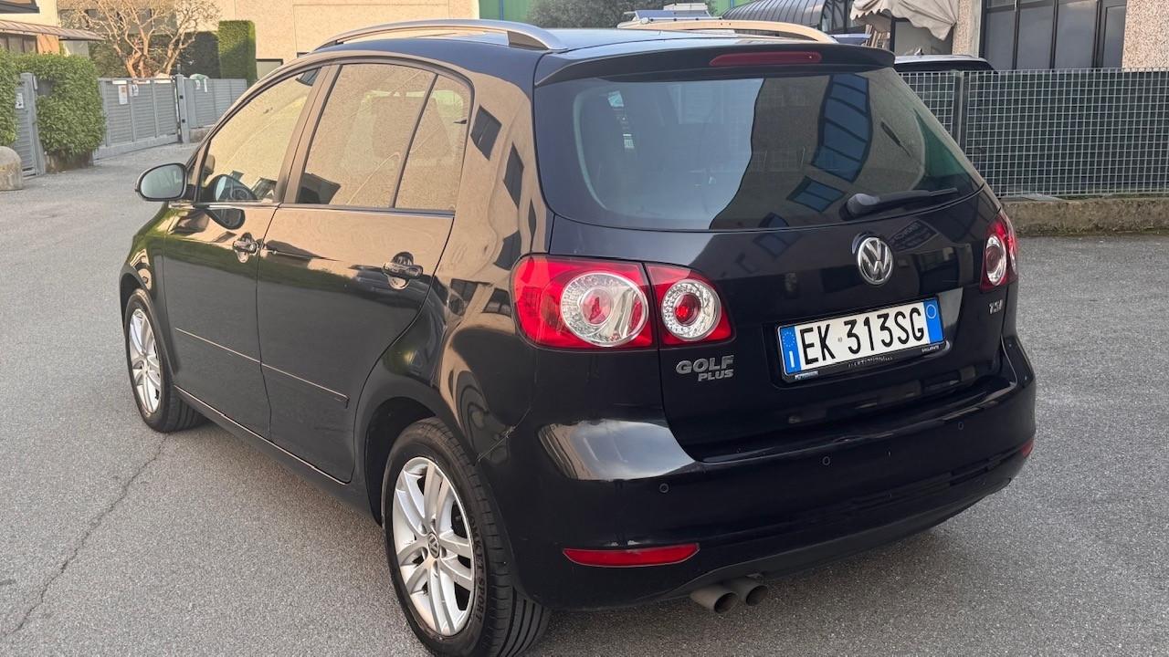 Volkswagen Golf 1.4 TSI 122CV 5p. Highline ok neo patentati