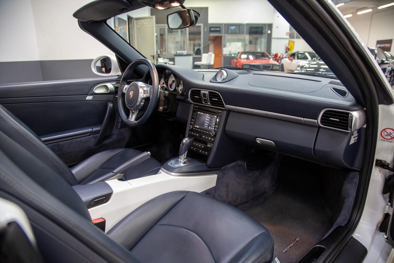 Porsche 911 Carrera 4S Cabriolet PDK MKII