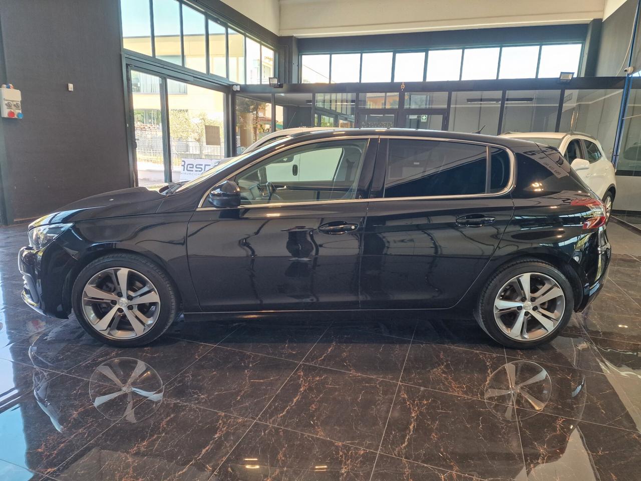 Peugeot 308 BlueHDi 130 S&S GT Line, 122 mila chilometri