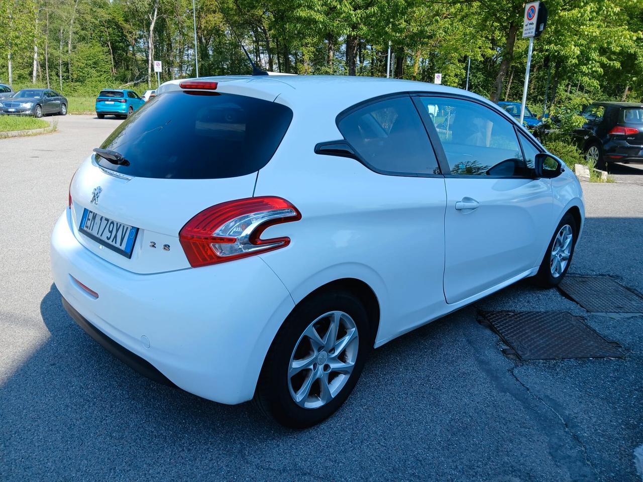 Peugeot 208 1.4 VTi 95 CV 3p. Allure*Neopatentati*