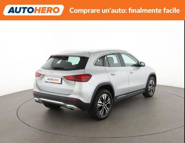 MERCEDES-BENZ GLA 200 d Automatic Advanced