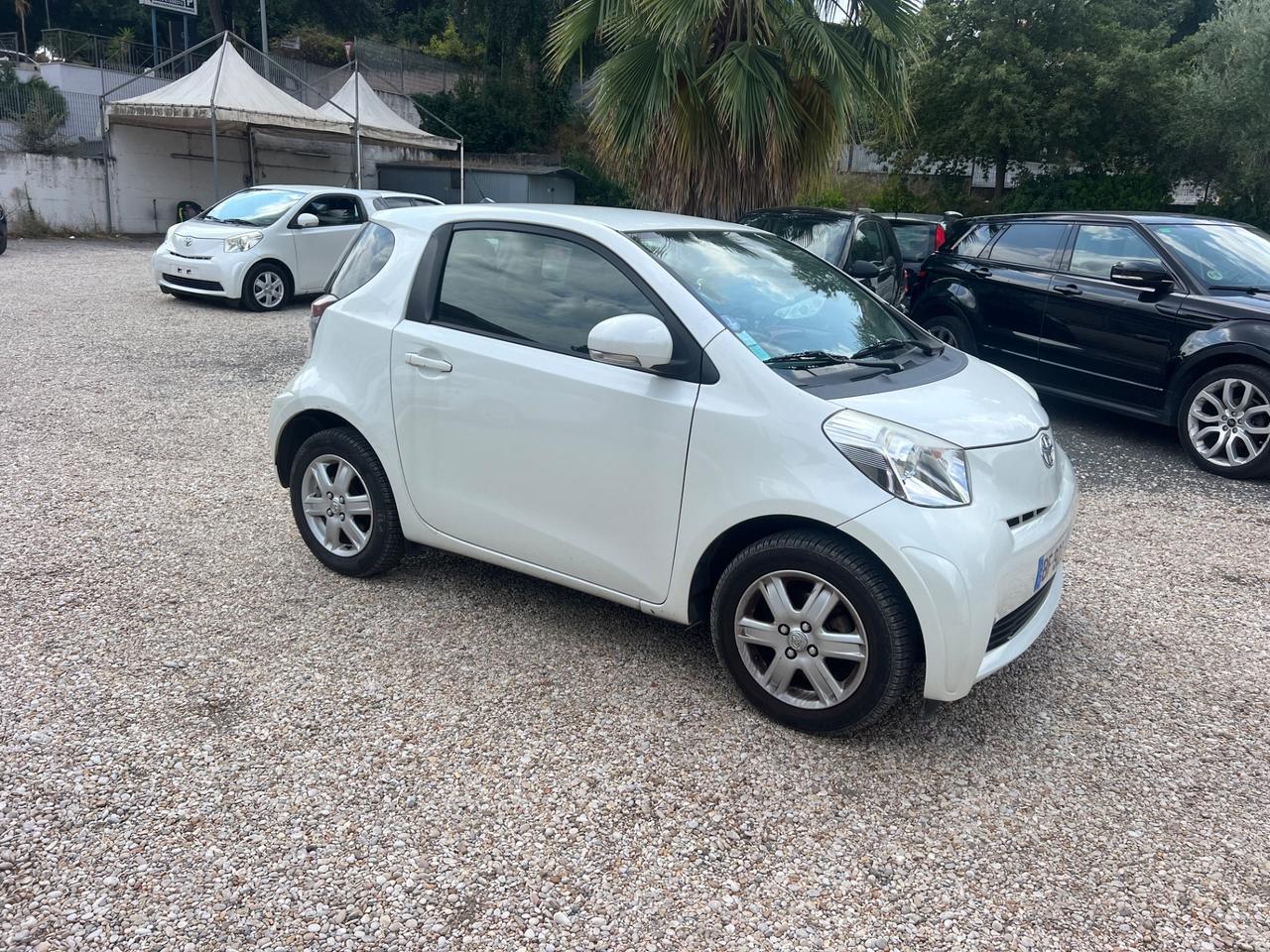 Toyota iQ 1.0 High Collection