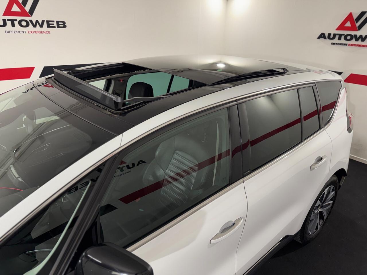 Renault Espace dCi 160CV EDC Energy Initiale Paris 4Control FULL OPTIONAL CRUISE ADATTIVO, SEDILI RISCALDATI, RETROCAMERA, TETTO APRIBILE E MOLTO ALTRO...