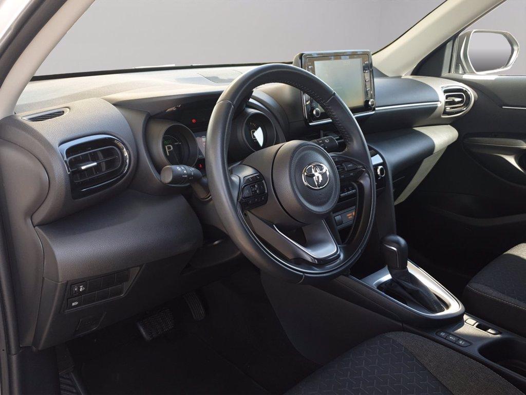 TOYOTA Yaris cross 1.5h active fwd 116cv e-cvt del 2023