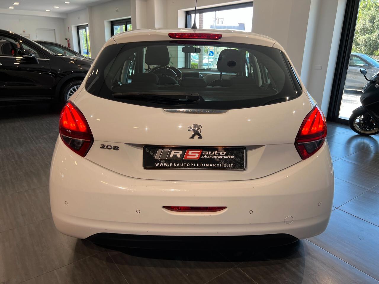 Peugeot 208 BlueHDi 75 5 porte Allure