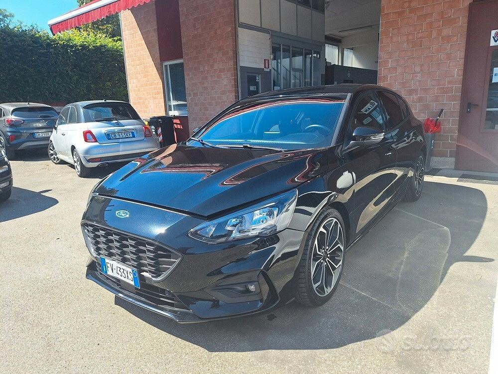 Ford Focus 1.0 - STLine