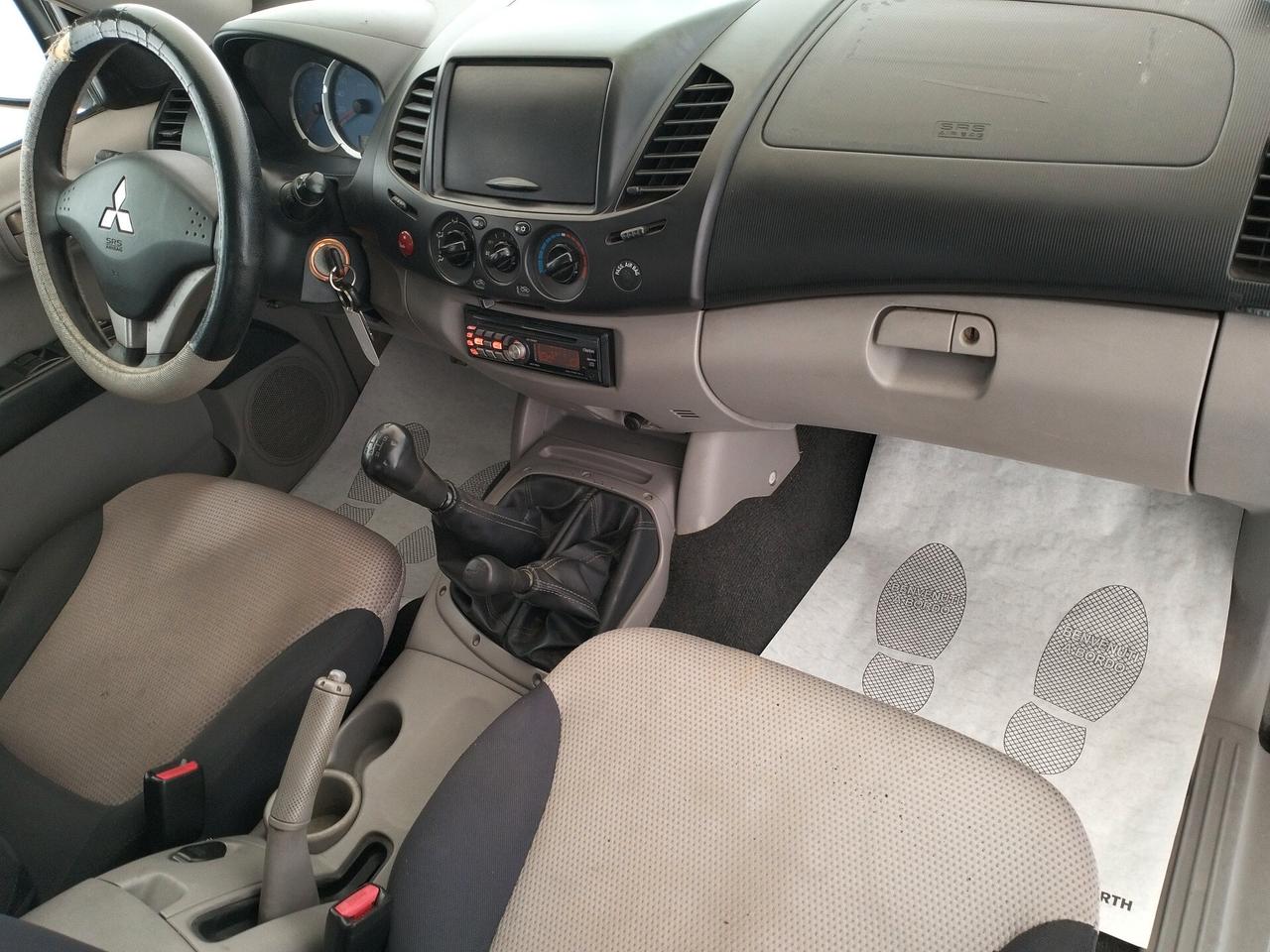 Mitsubishi L200 2.5 136CV Double Cab Invite
