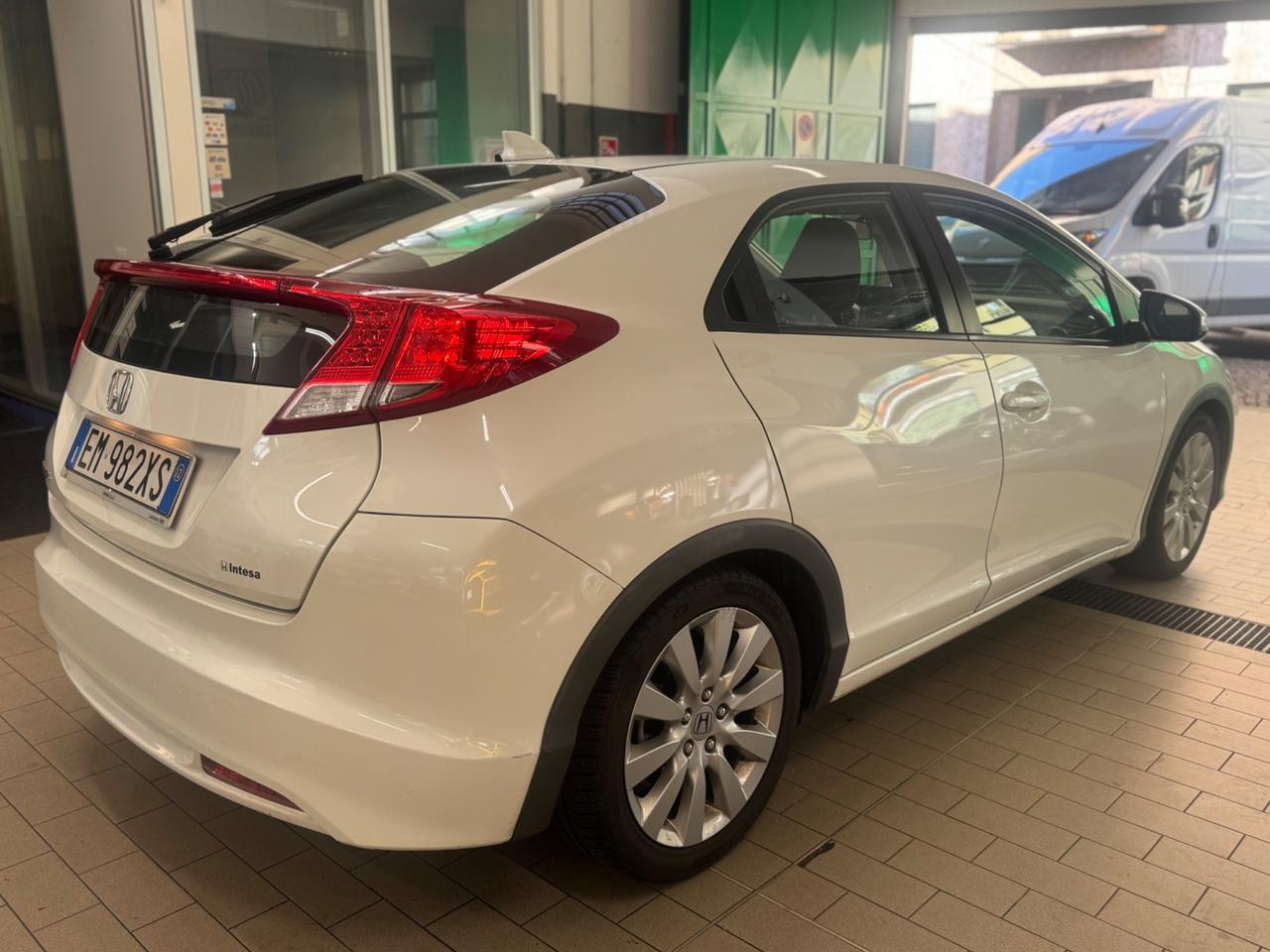 Honda Civic 1.4 i-VTEC Sport