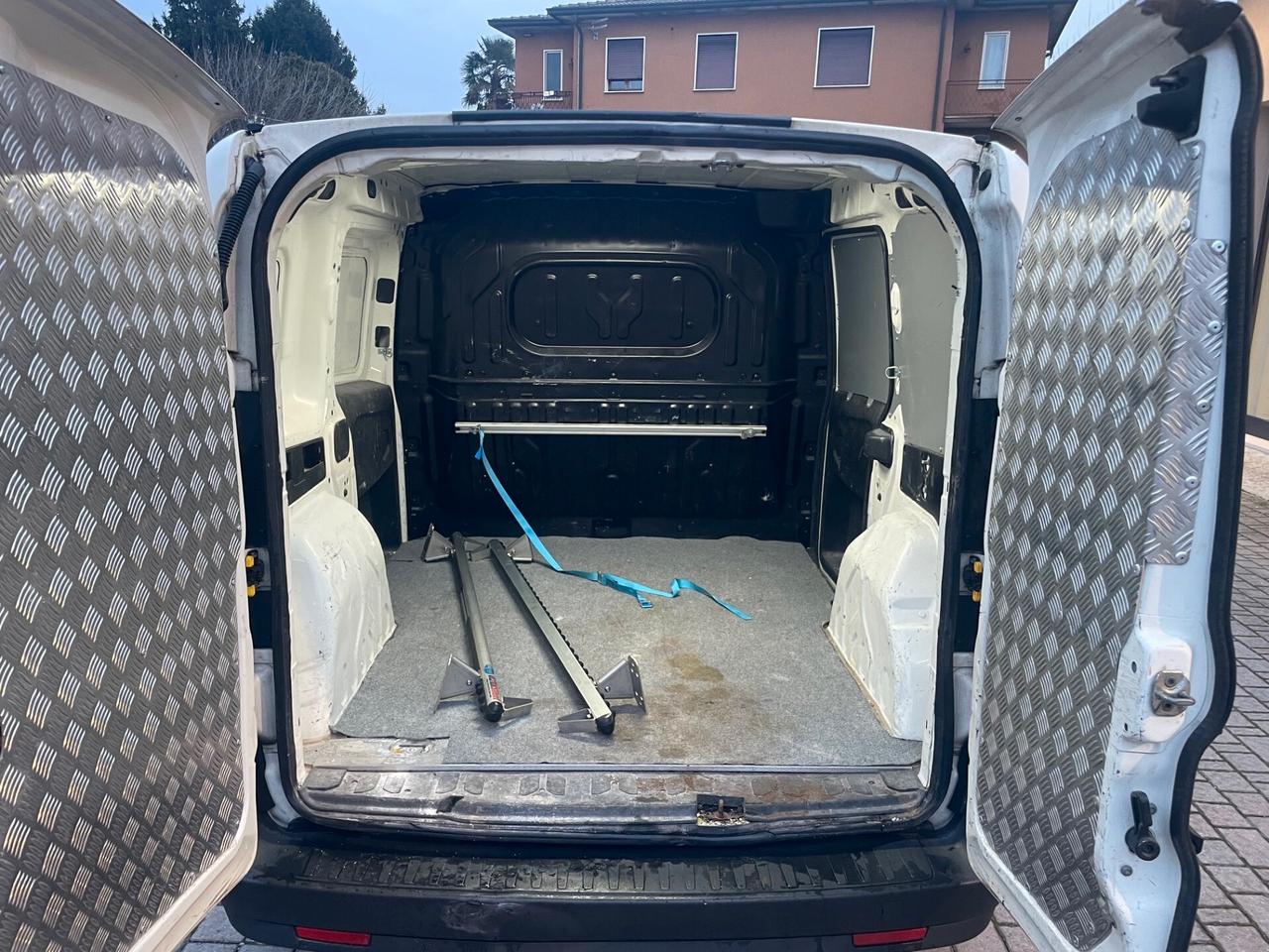 Fiat Doblo Doblò 1.4 T-Jet Natural Power PC-TN Cargo Lamierato