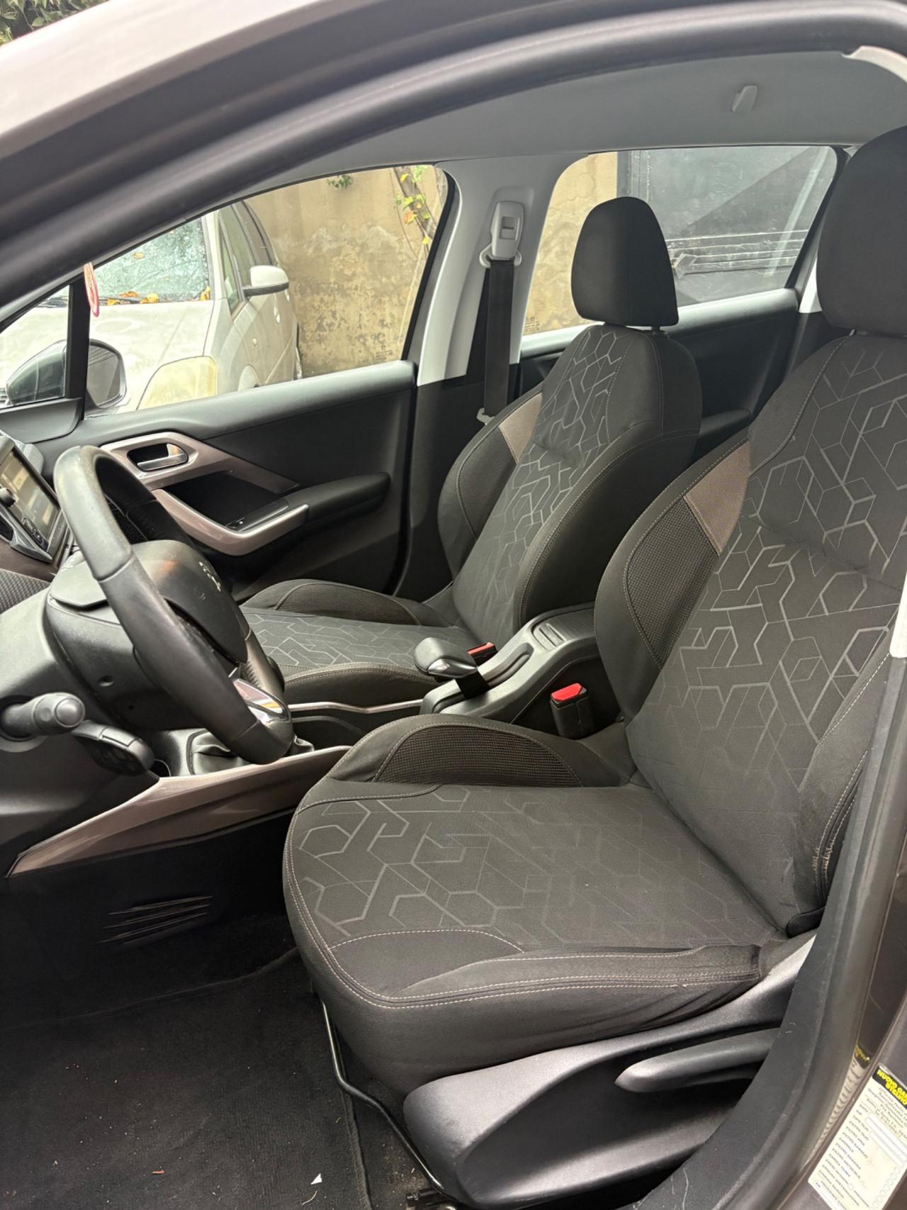 Peugeot 2008 1.6 HDi 92 CV magnifica