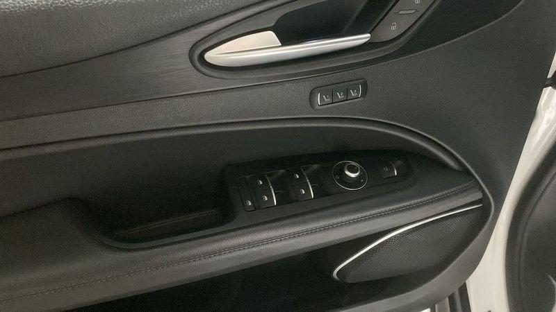 Alfa Romeo Stelvio Stelvio 2.2 Turbodiesel 180 CV AT8 RWD Executive