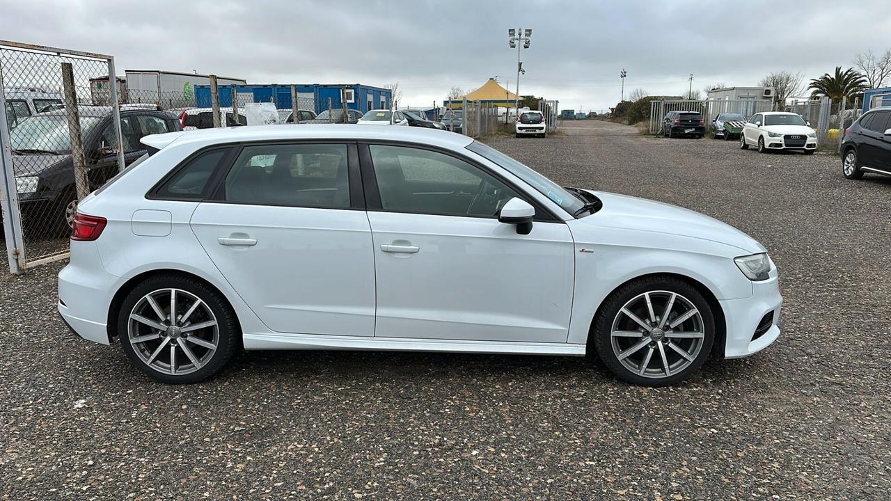 Audi A3 1.0 TFSI S TRONIC ADMIRED