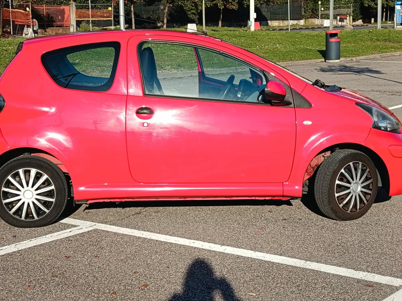 Toyota Aygo 1.0 12V VVT-i 3 porte Sol