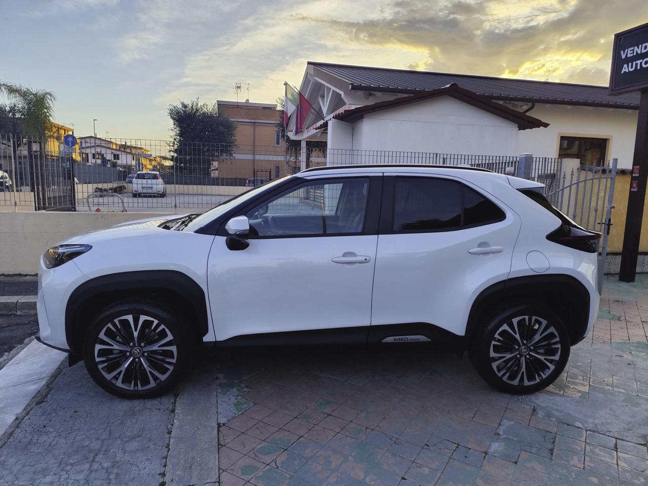 Toyota Yaris Cross 1.5 Hybrid 5p. E-CVT AWD-i Lounge