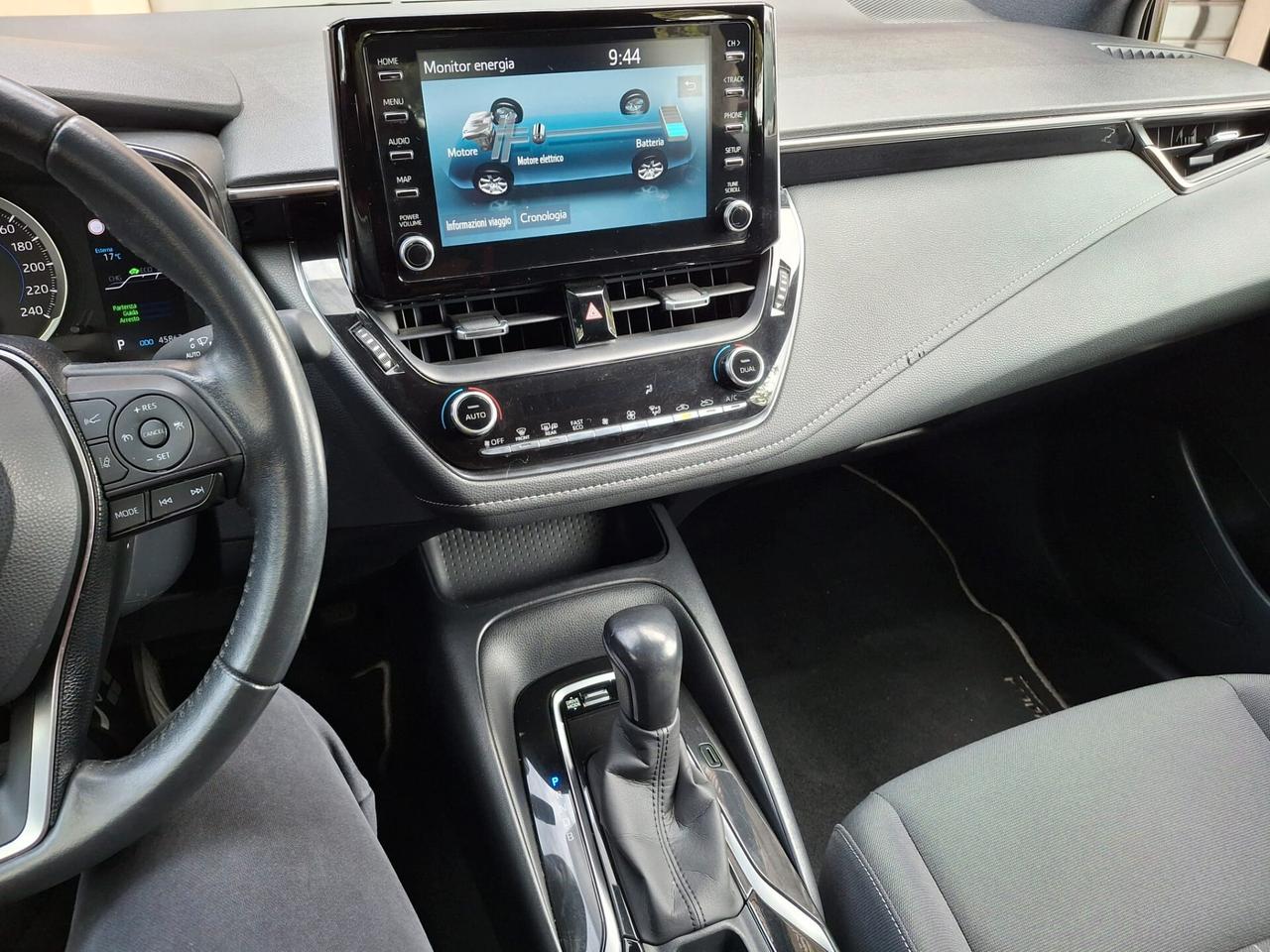 Toyota Corolla 1.8 Hybrid